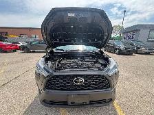 2022 Toyota Corolla Cross L AWD - Photo 10