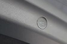2022 Tesla Model Y - Photo 14