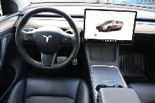 2022 Tesla Model Y - Photo 16