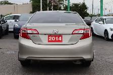 2014 Toyota Camry - Photo 6