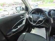 2017 Hyundai Santa Fe - Photo 10