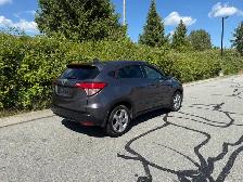 2017 Honda HR-V LX 2WD 5Spd MANUAL A/C ALLOYS LOCAL BC ACCIDENT - Photo 3