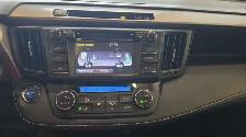 2017 Toyota RAV4 hybride XLE AWD TOIT OUVRANT - Photo 28