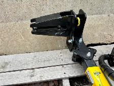 Sabre Samurai Hydraulic Sickle Cutter - Photo 4