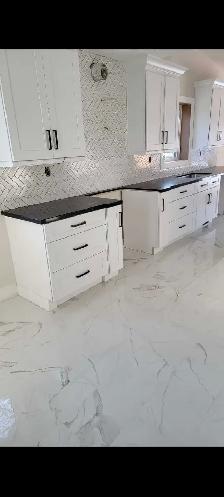 Professional tile installation services – floors, walls - Photo 2
