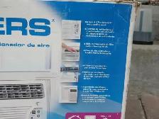 Fedders 10,000 BTU Window Air Conditioner with Remote - Photo 3