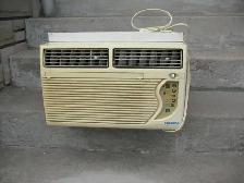 Fedders 10,000 BTU Window Air Conditioner with Remote - Photo 5