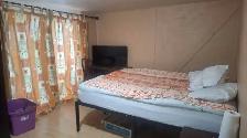 Convenient location - Photo 3
