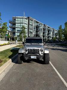 2012 Jeep Wrangler - Photo 2