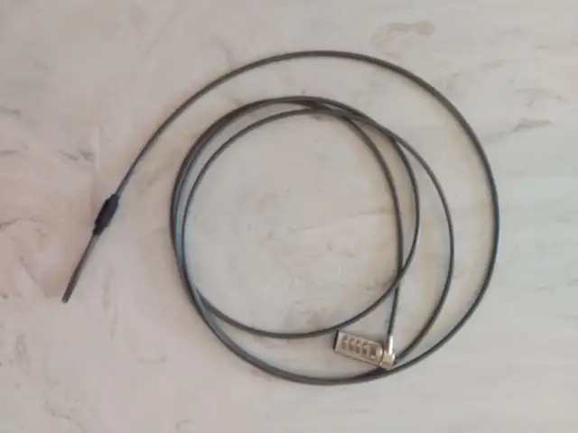 LAPTOP SECURITY CABLE
