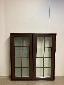 10740BP Fenêtre Battant PVC Brun marron Carrelage géorgien 44x48