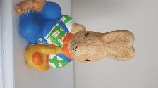 BEAU LAPIN NEUF EN CÉRAMIQUE 4'HAUT SON AMI DANS SON BRAS: $5.00 - Photo 3
