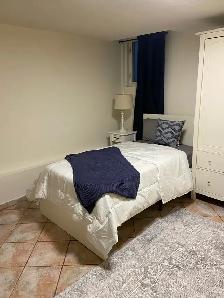 Room for Rent -Toronto - Photo 4