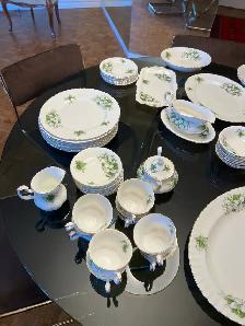 Royal Albert Bone China Trillium Pattern (Made in England) - Photo 2