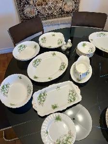 Royal Albert Bone China Trillium Pattern (Made in England) - Photo 6