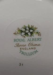 Royal Albert Bone China Trillium Pattern (Made in England) - Photo 7