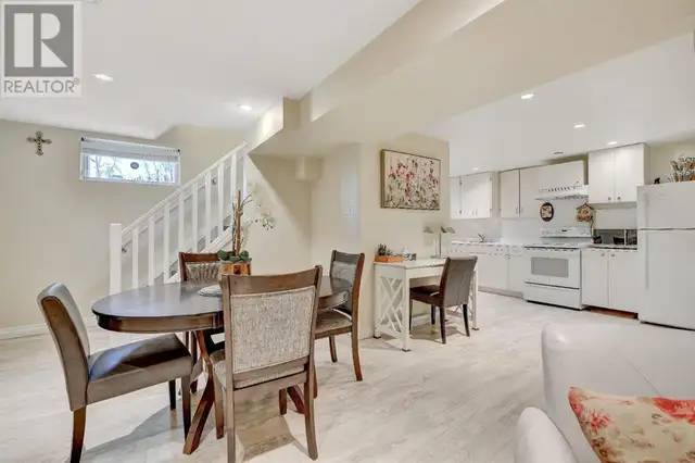 2 Bed, 2 Bath, Bsm’t suite – Utilities Incl