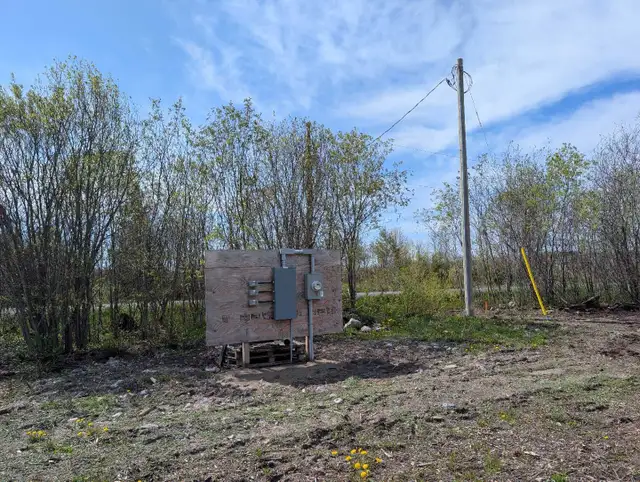 2 Acre Serviced Country Property