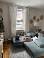 Large bachelor located on Laurier- Available for August/Sept!