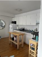Large bachelor located on Laurier- Available for August/Sept! - Photo 3
