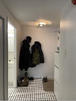 Large bachelor located on Laurier- Available for August/Sept! - Photo 5