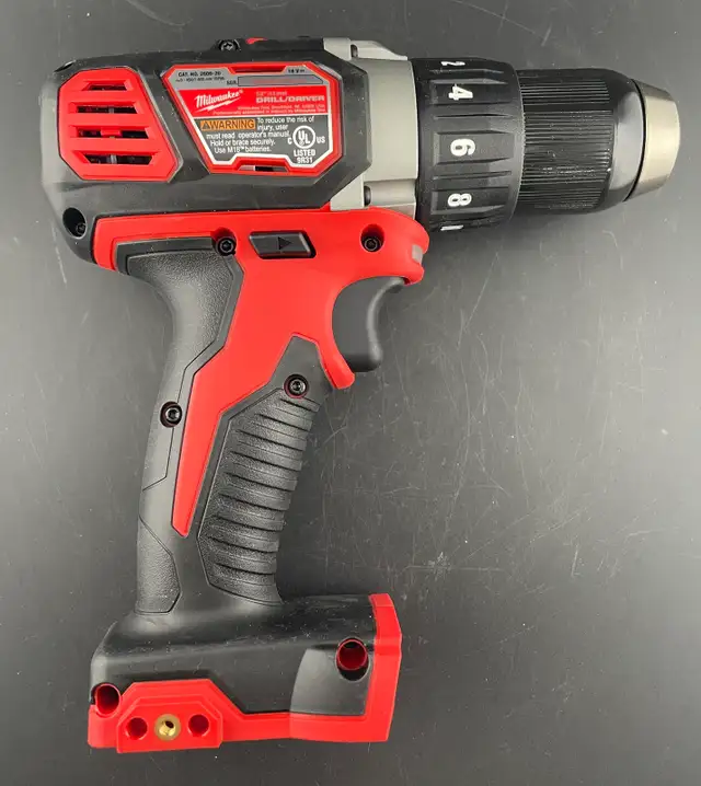 MILWAUKEE 2606-20 1/2" DRILL/DRIVER