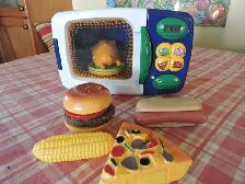 Jouet, cuisinière micro-ondes Preschool sonore avec table tourna - Photo 3