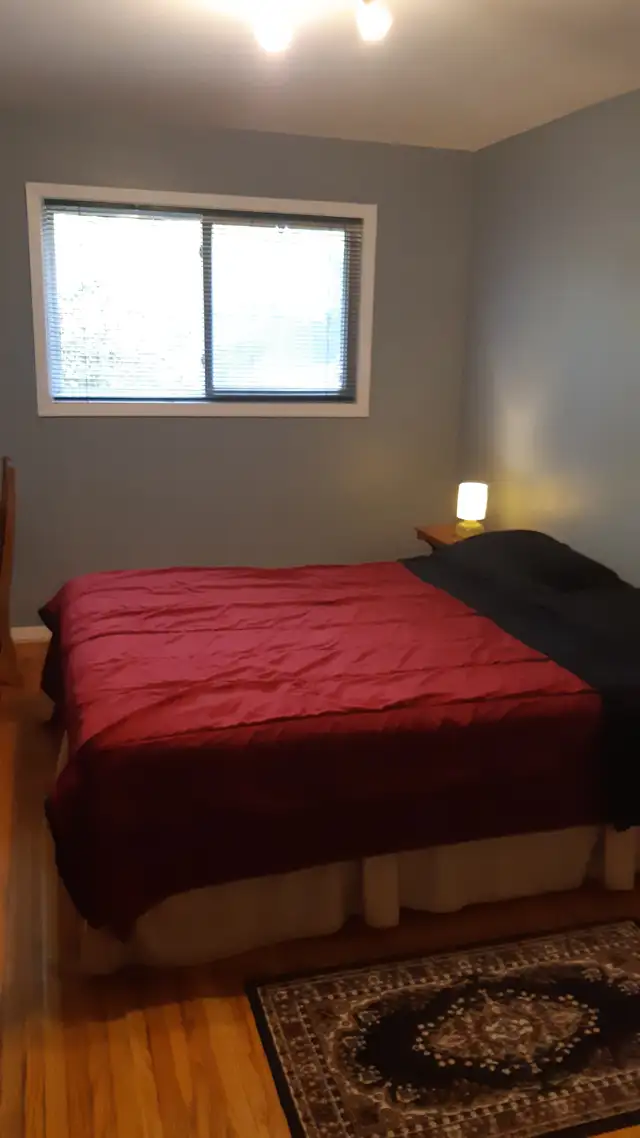 Big Private Room - Scarborough