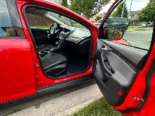 2014 Ford Focus – Vibrant Red – Certified/Safety Included - Photo 7