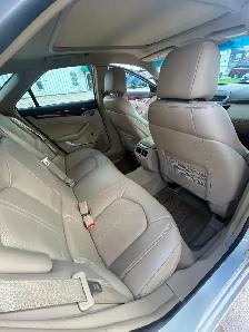 2010 CADILLAC CTS WAGON - Photo 8