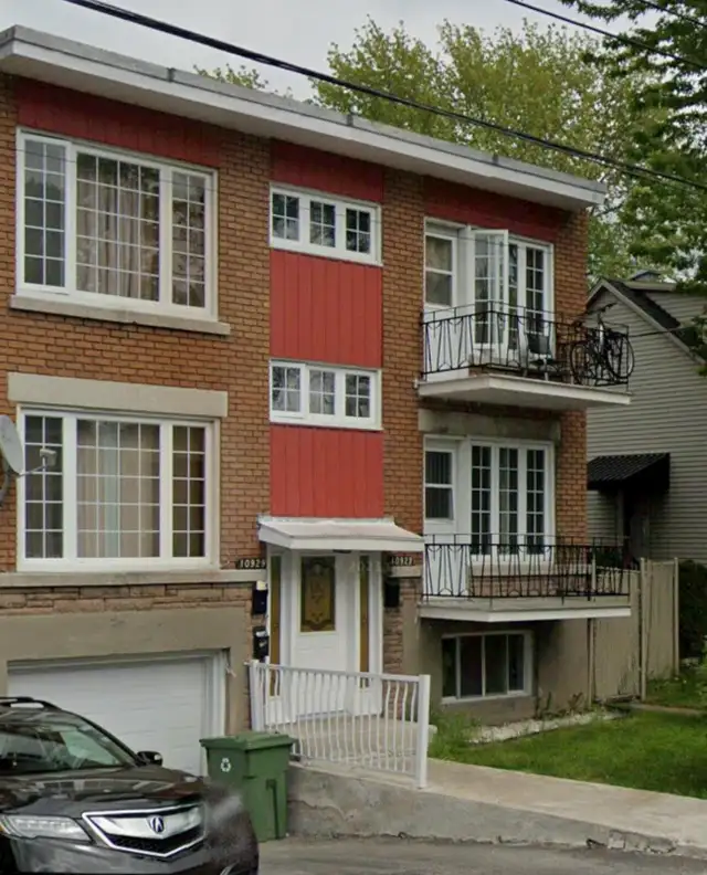 Grand 4 1/2 sous-sol en excellente condition. 1250$/mois