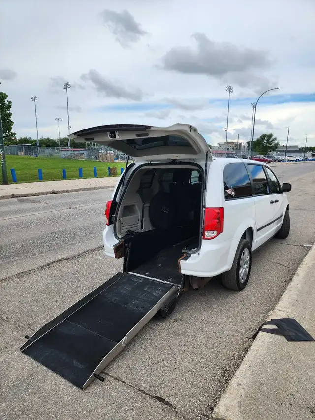 Low Km Wheelchair Accessible Caravan