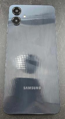 SAMSUNG GALAXY A06 64GB - Photo 2