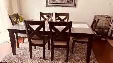 Title:Solid Wood 7-Piece Dining Table Set – Excellent Condition - Photo 5