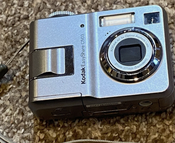 Kodak EasyShare C503 37-111 mm lens Digital Camera