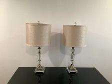 2 Lamps for night tables