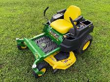 John Deere Z435 zero turn lawn mower25 horse power Briggs48'