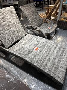 Chaise longues tables extérieures Outdoor tables Lounge Chairs - Photo 3