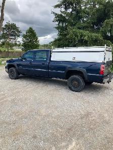 2006 Chevy Silverado 2500 HD Truck - Photo 2