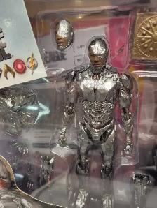 Mafex Cyborg Justice League Figure No 63 - Photo 2