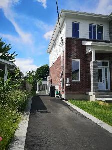 Big and bright modern 3½ (one bedroom) apartment in Saint-Hubert