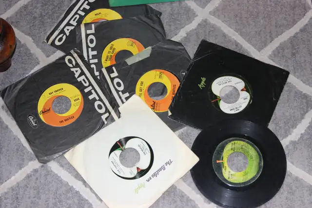 Hit SINGLES 45 RPM records - hundreds!
