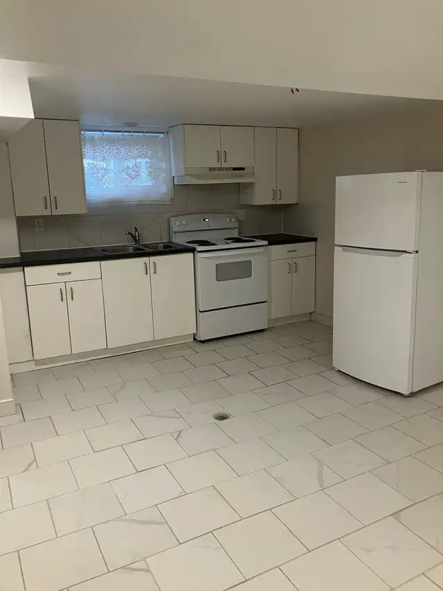 1 BDRM APT ALL INCLUDED