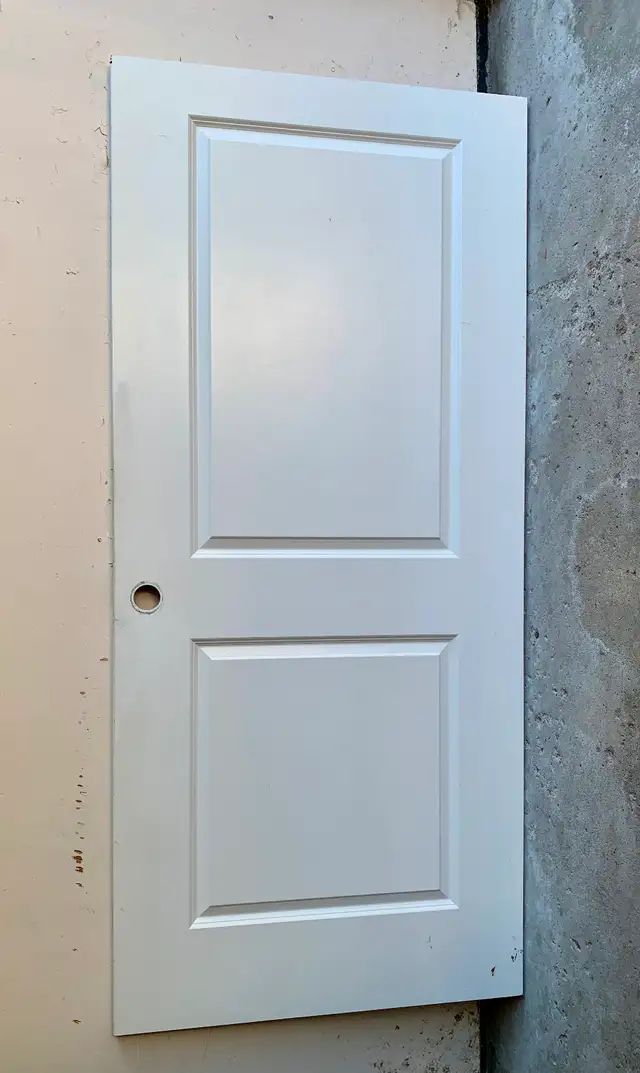 FREE - Interior door