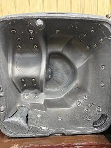 2021 Jacuzzi Soul 5 Adult Hot Tub - Run 120V Plug n Play or 240V