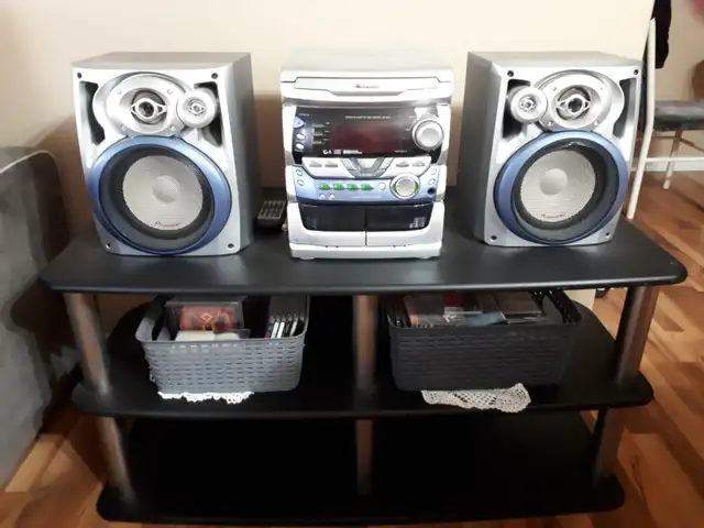 Pioneer Stereo System With Cassette and CD Player