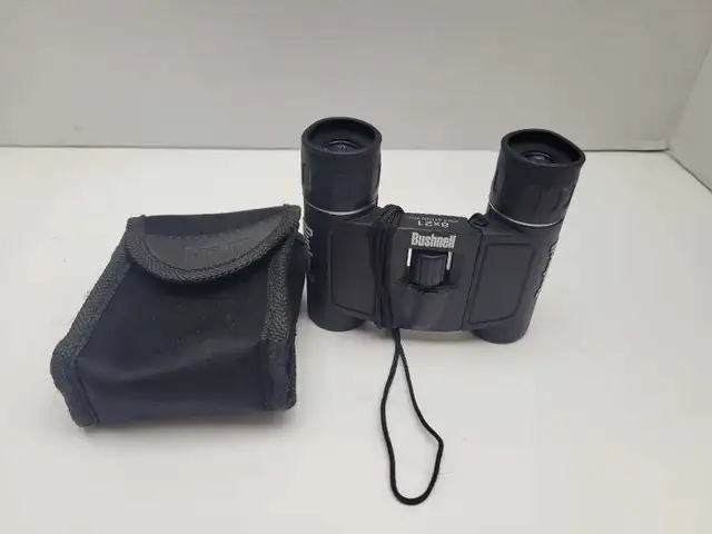 Bushnell 8 x 21 Mini Binoculars