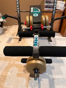 Bench and Weights - Photo 2