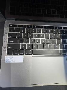 (ROUGH) 2019 MACBOOK AIR - Photo 3