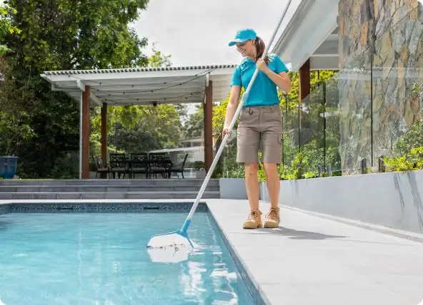 Wewkly Pool Cleaning Service